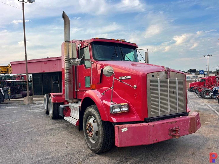 2009-kenworth-t800-image-2