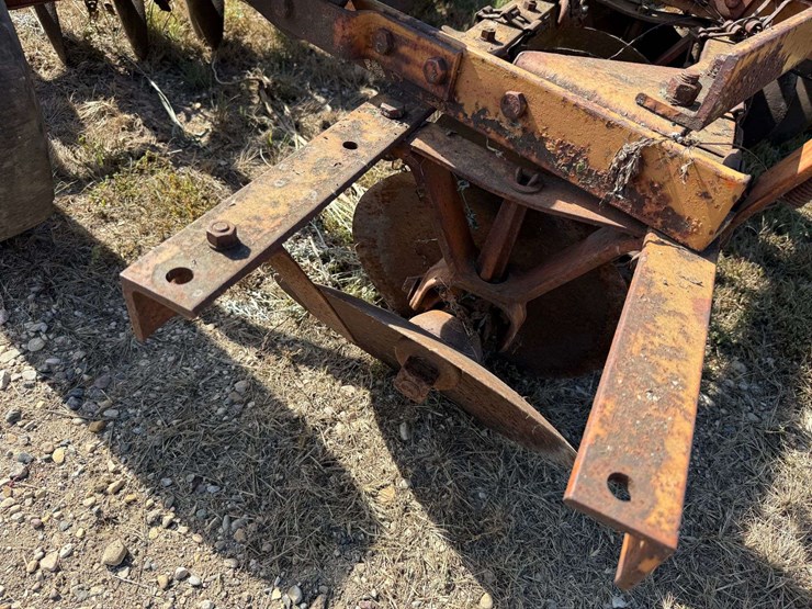 8’-tandem-disk,-no-cylinder,-needs-work,-loading-is-available.-this-item-is-located-in-south-dakota,-image-8