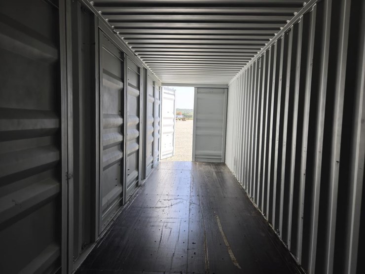 #5152-•-40'-(5)-door-shipping-container-image-11