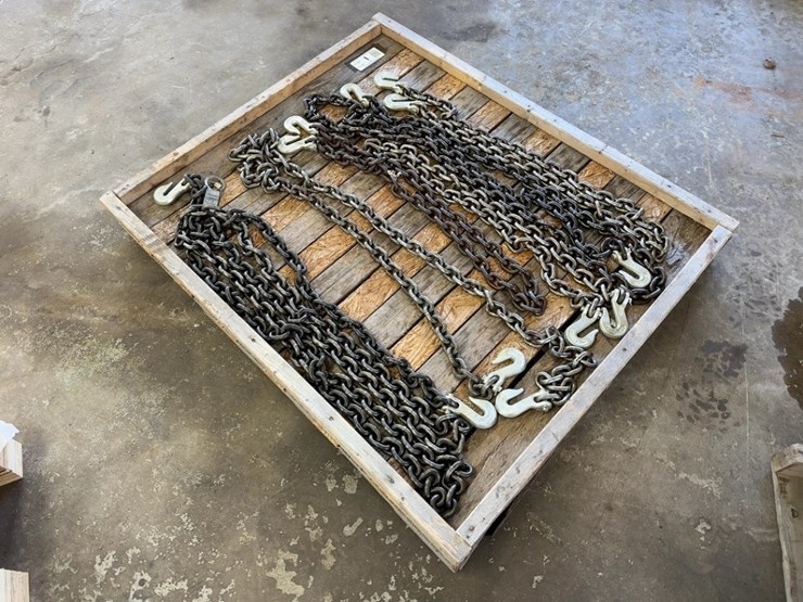 quantity-of-3/8"-chains-with-hooks-image-3