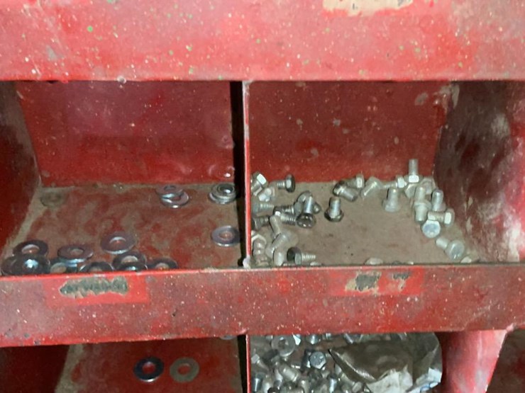 #120-•-coarse-thread-bolts-rack-and-contents-image-12