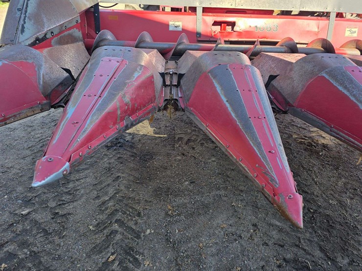 case-ih-1063-image-4