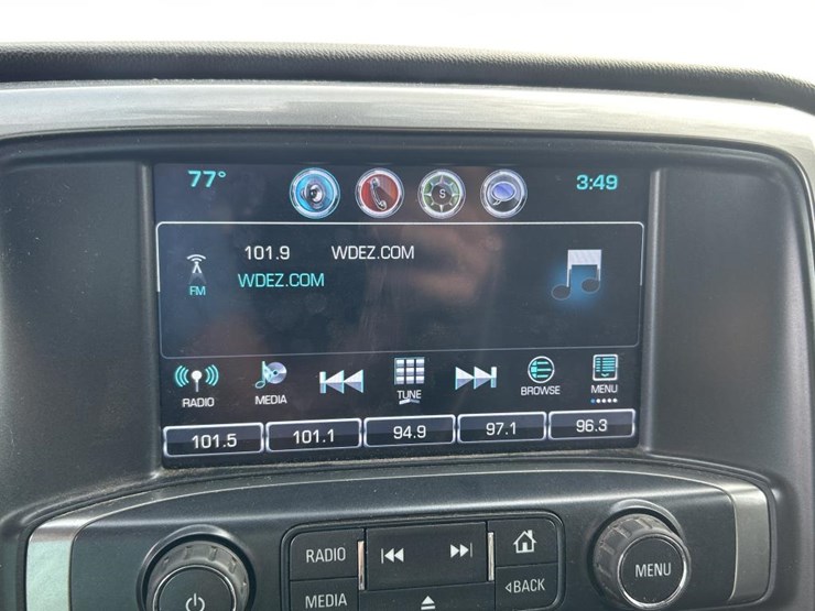 2017-chevrolet-silverado-1500-image-51