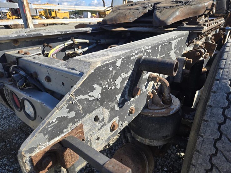 2005-kenworth-t800-image-20