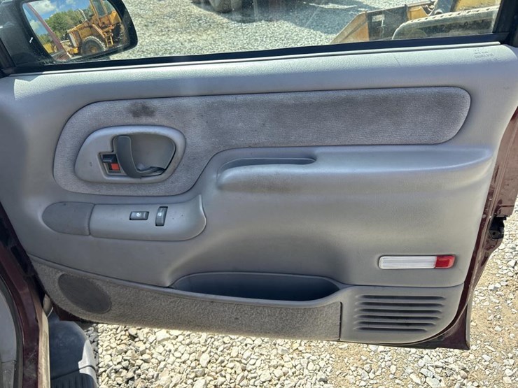 1999-gmc-yukon-image-52