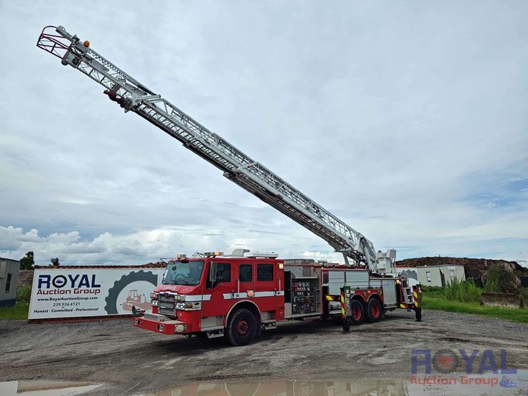 2009-pierce-105ft.-ladder-t/a-fire-truck-image-1