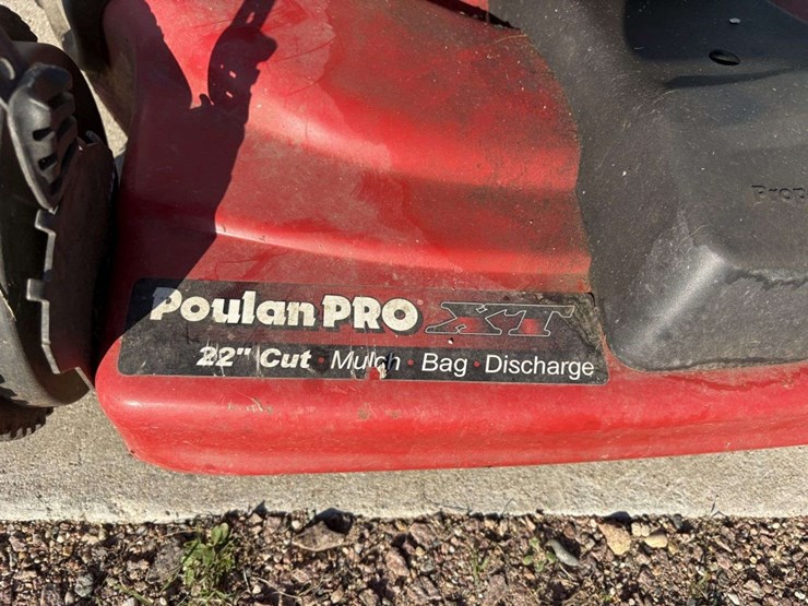poulan-pro-walk-behind-lawn-mower,-22”,-6.25-hp-b&s,  *needs-tune-up-image-2
