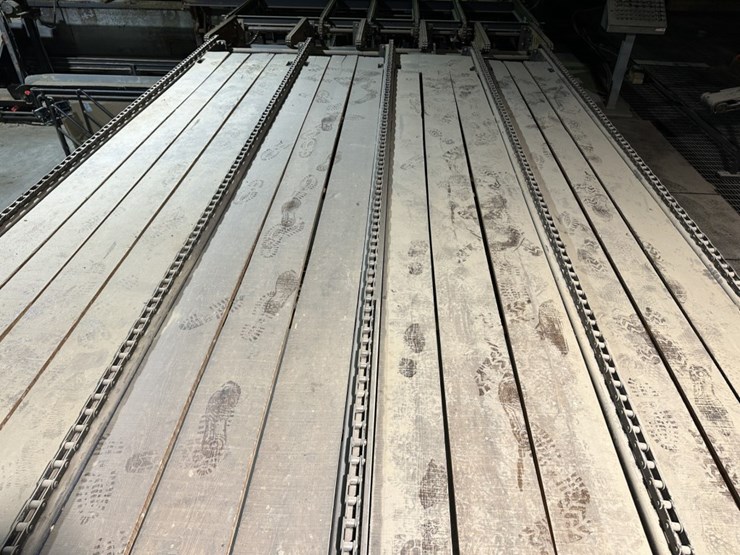 #1589-•-50'-lumber-deck-image-6