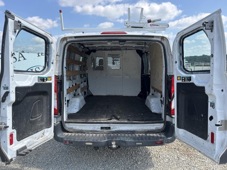 2015-ford-transit-image-9