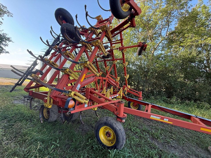 bourgault-8810-image-7