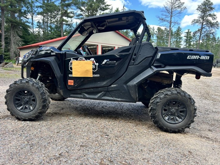 #1400-•-2023-can-am-commander-1000r-xt-image-2