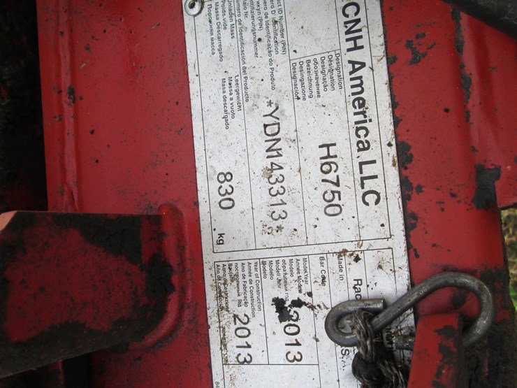 2013-new-holland-h6750-image-15