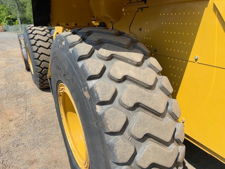2016-caterpillar-938m-image-14