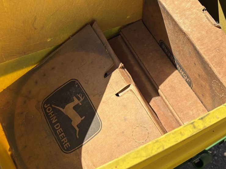 john-deere-7200-image-36