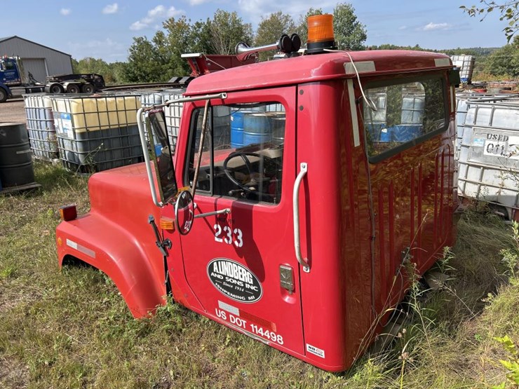 #2674-•-international-cab-image-2