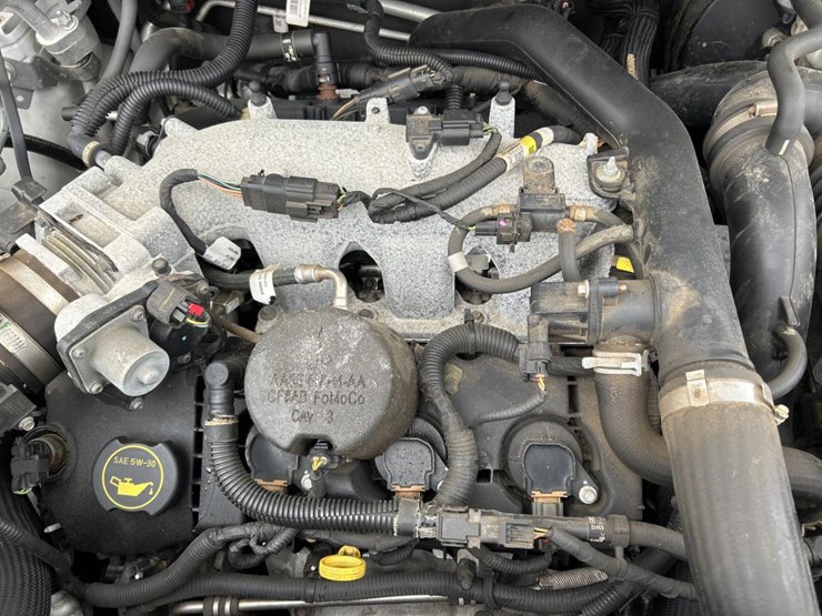 2017-ford-explorer-image-23