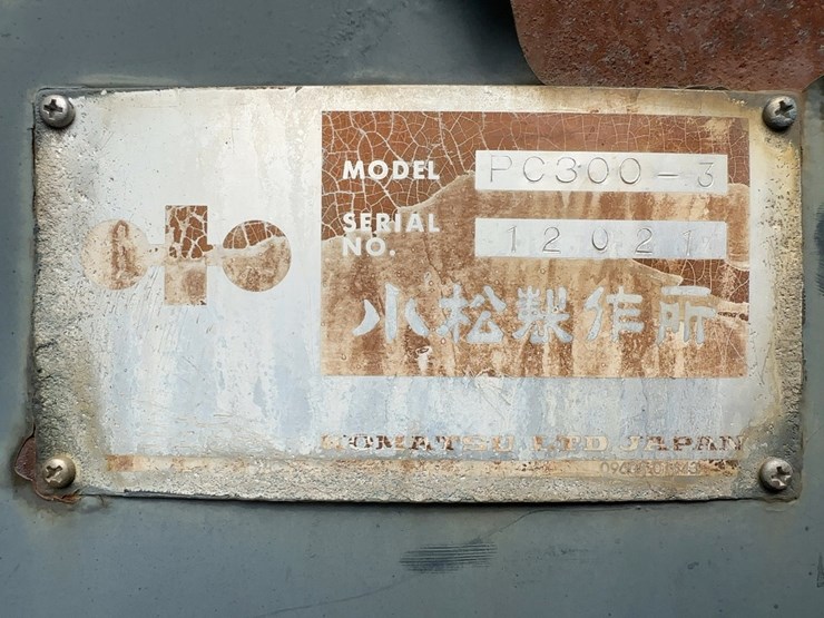 komatsu-pc300-3-image-39