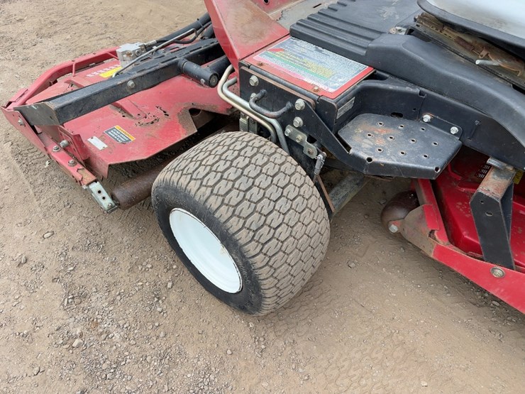 toro-groundsmaster-3500d-image-10