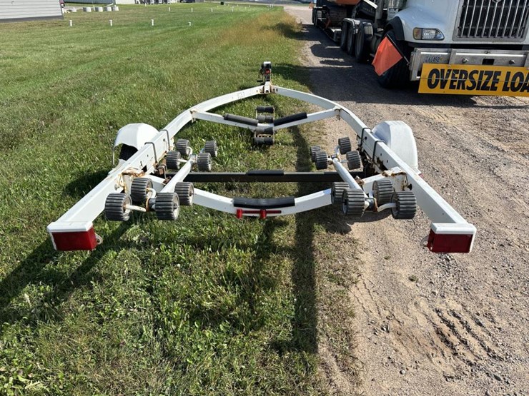#1410-•-shorelander-boat-trailer-image-4