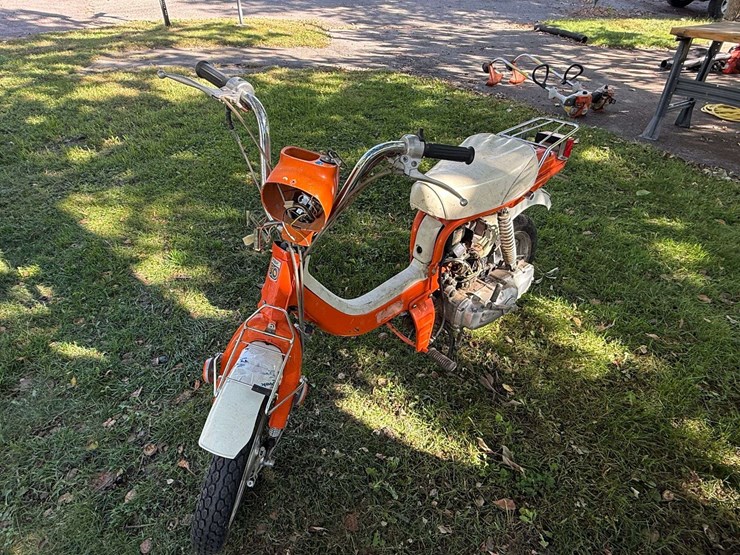 1980-suzuki-50cc-motorbike/moped-for-restoration,-does-not-run,-*no-title-image-6