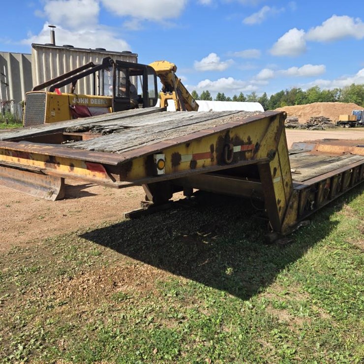 #1767 • 43’ Lowboy Semi Trailer
