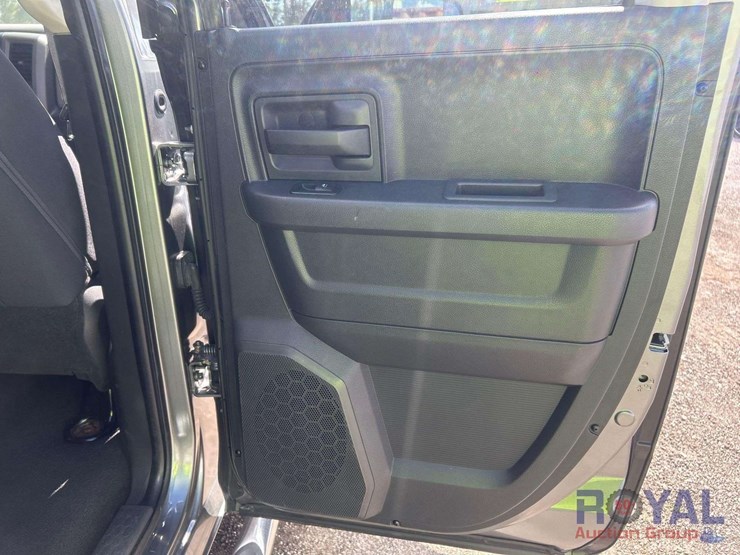 2012-dodge-ram-1500-image-23