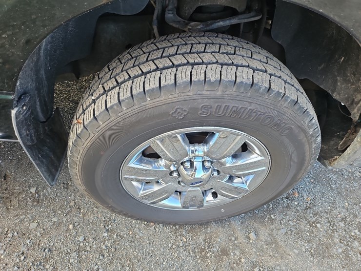 2012-ford-f150-xlt-image-13