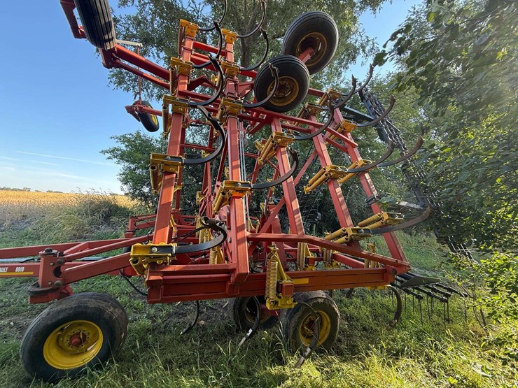 bourgault-8810-image-6