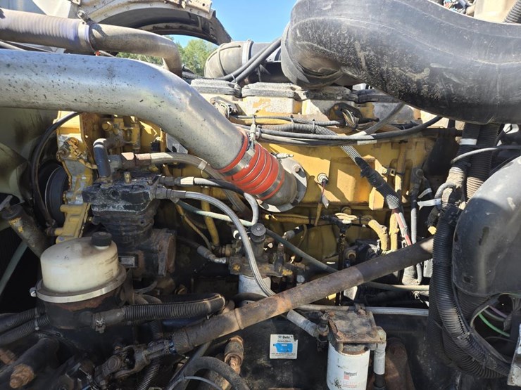 2006-caterpillar-c15-image-40