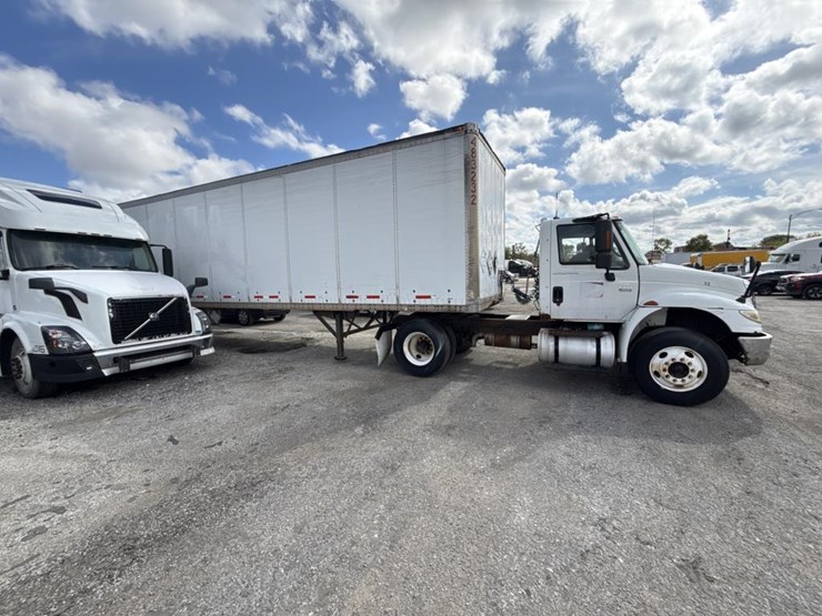 2007-international-durastar-4400-image-6