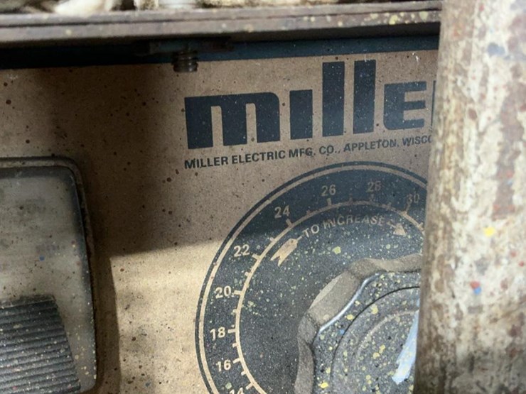 #115-•-miller-deltaweld-450-welder-image-10