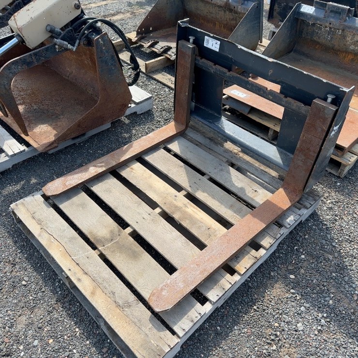 BOBCAT 36" FORKS