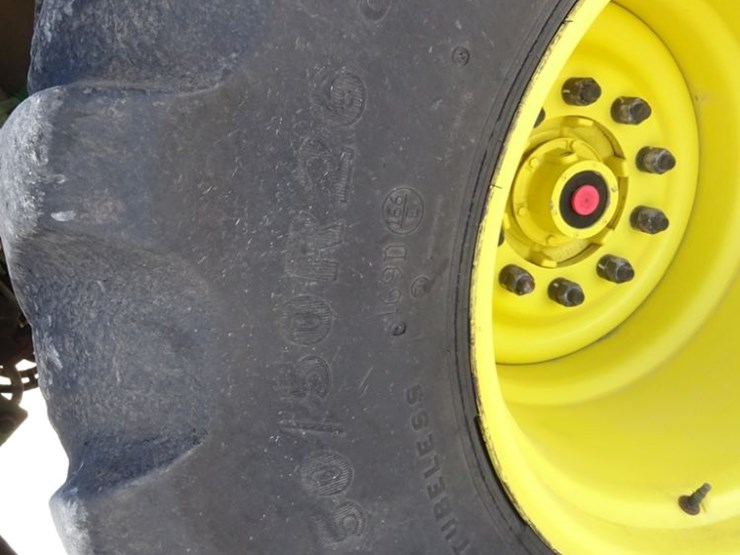 2021-john-deere-f4365-image-58