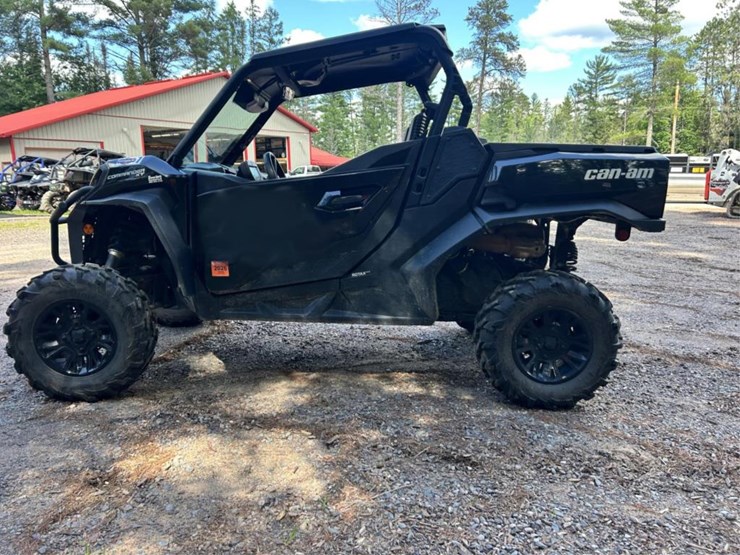 #1401-•-2023-can-am-1000r-commander-xt-image-2