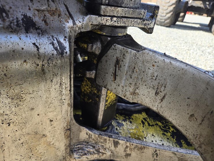 2010-john-deere-2010-image-13