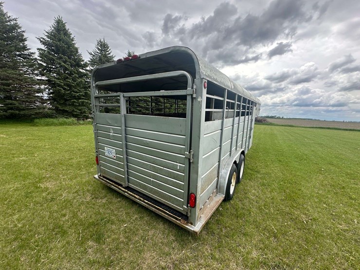 1984-flying-l-16’-long-gooseneck-livestock-trailer,-7’-wide,-1-cross-gate,-does-have-rubber-mats,-7:-image-12
