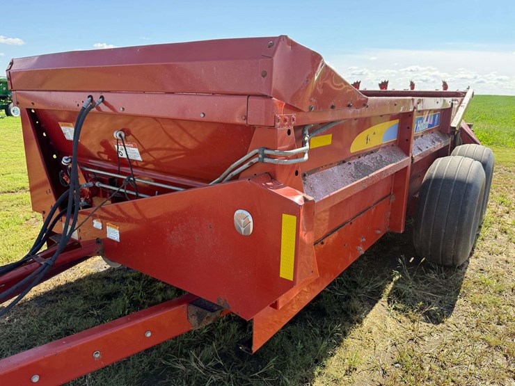 new-holland-195-image-30