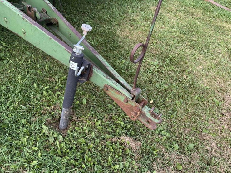 john-deere-494a-4r38”-planter,-markers,-fert-boxes,-autolube-greaser,-works,-*must-be-removed-in-10-image-13