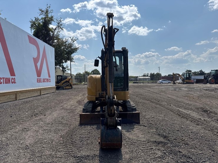 2014-caterpillar-303.5e-cr-image-3