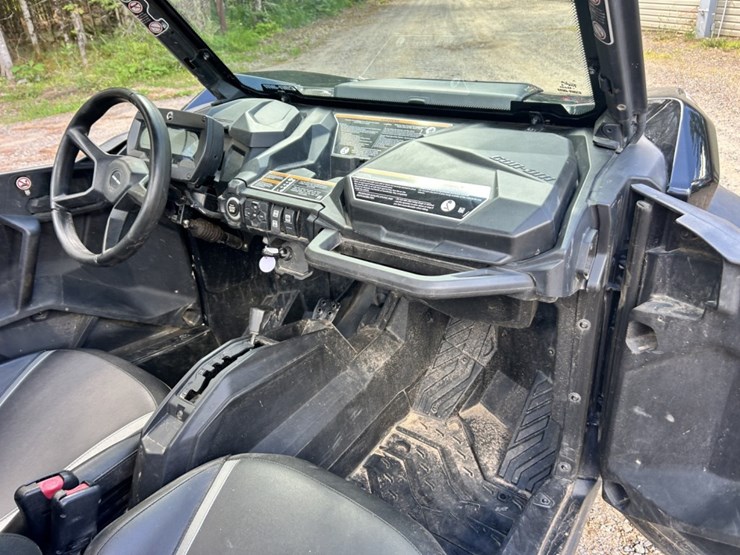 #1400-•-2023-can-am-commander-1000r-xt-image-33