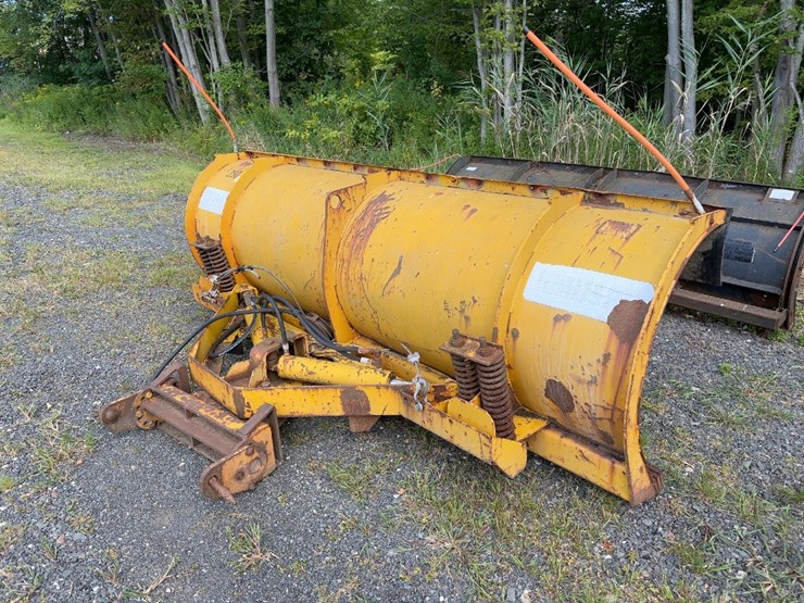 11'-power-angle-snow-plow-image-3