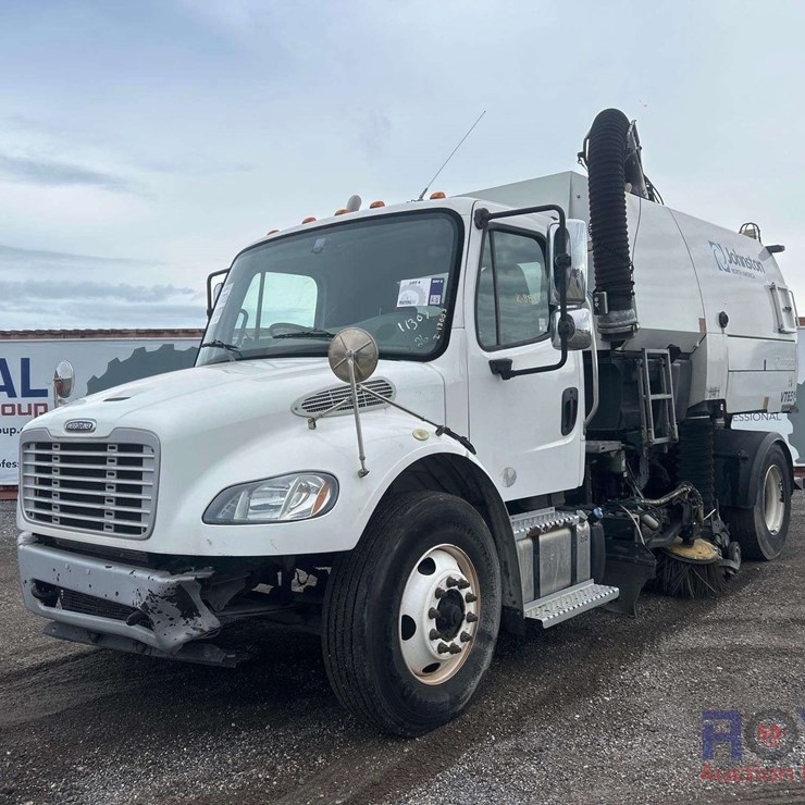 2019 Freightliner M2 106 8.5 CuYd Street Sweeper Truck