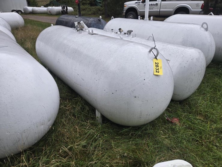 #2832-•-bs&b-500-gallon-lp-tank-image-1