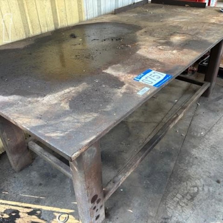 4'X8' METAL WORK TABLE