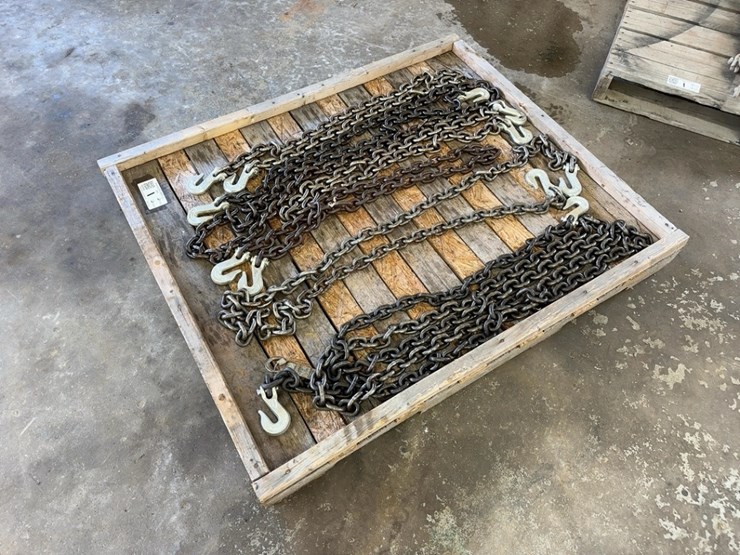 quantity-of-3/8"-chains-with-hooks-image-2