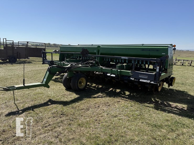 john-deere-750-image-3