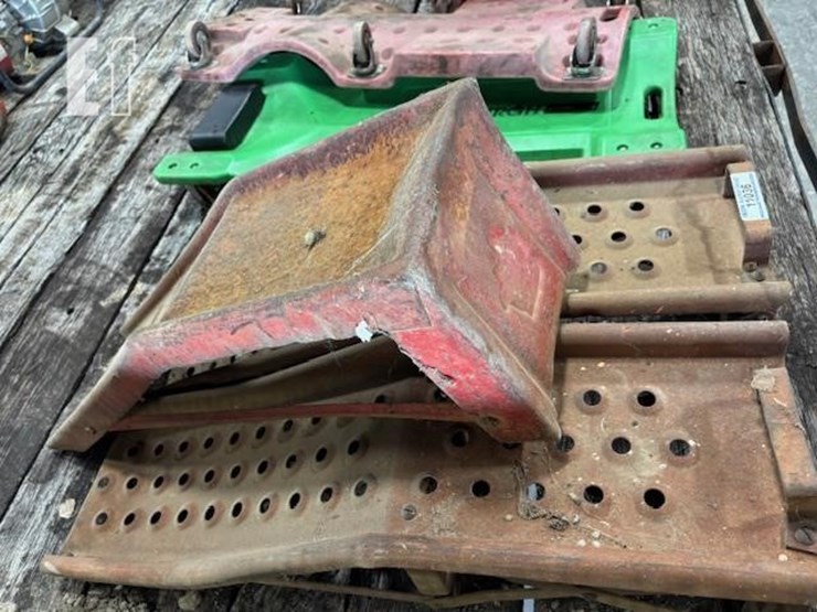 (3)-metal-car-ramps-image-2