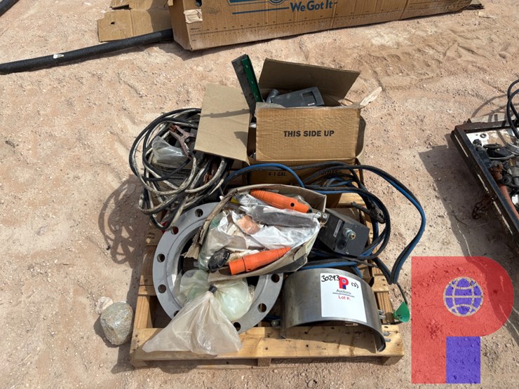 (2)-2’-x-1.5’-x-3’-flammable-storage-cabinets-&-(2)-pallets-of-misc.-electric-components,-degreaser,-air-hose,-etc-image-4