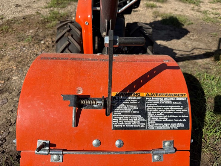 husqvarna-crt-900-rear-tine-tiller,-14”,-self-propelled,-briggs-and-stratton-950-series-engine-image-7