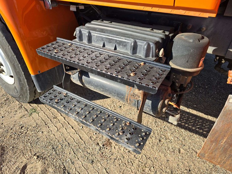 2006-international-durastar-4400-image-31